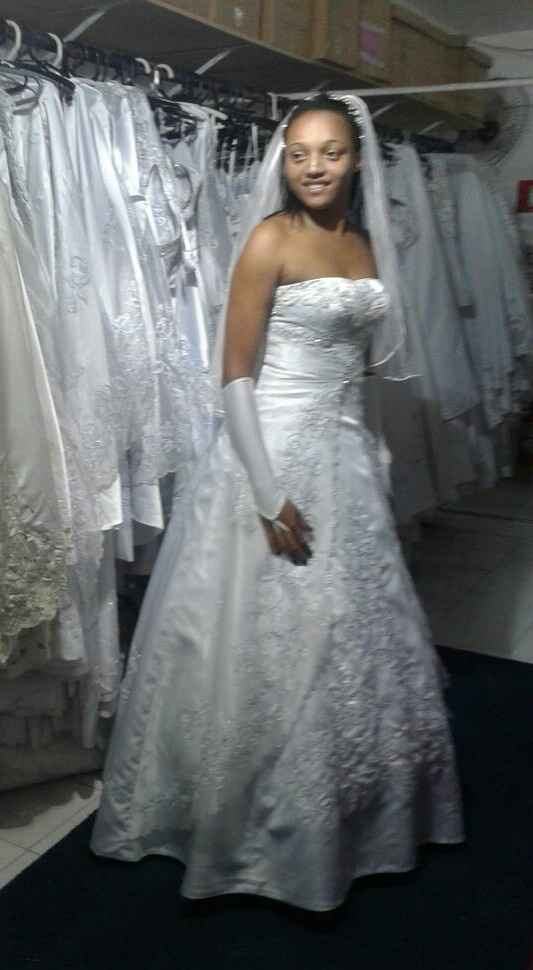 Experimentei meu vestido... - 1