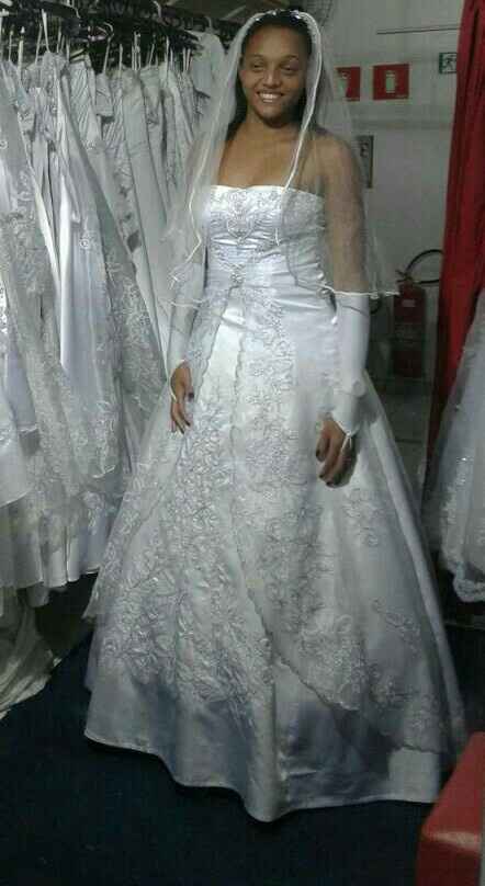 Experimentei meu vestido... - 4