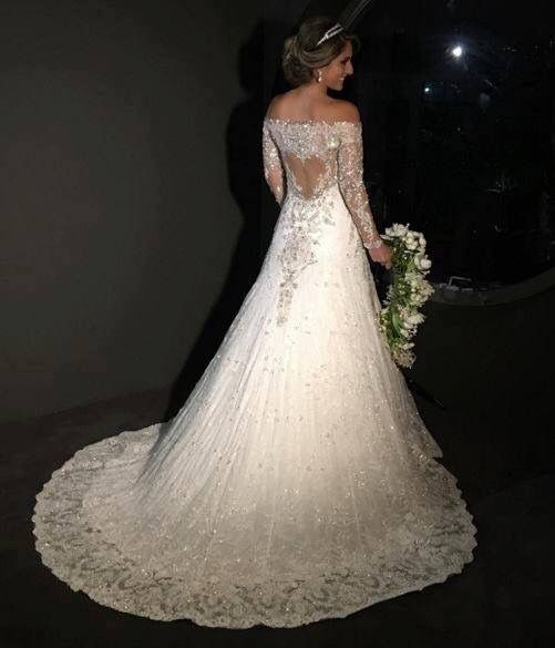 O que vocês acham de vestidos com transparência? - 1