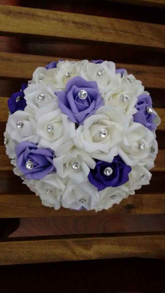Buquê de flores ou de broches? - 1