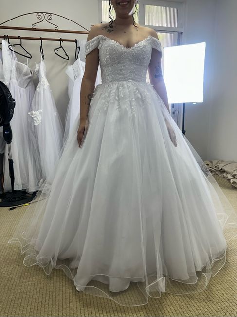 Como foi escolher o vestido de vocês? 3