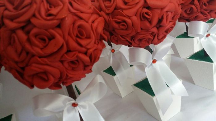 Decoração flores artificiais ou não? 6