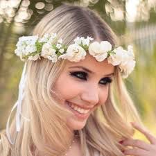 Arcos de flores no casamento : do altar aos penteados! 4