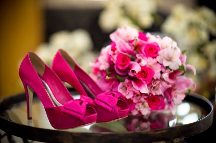 Os sapatos da noiva: Coloridos ou tradicionais?  - 1