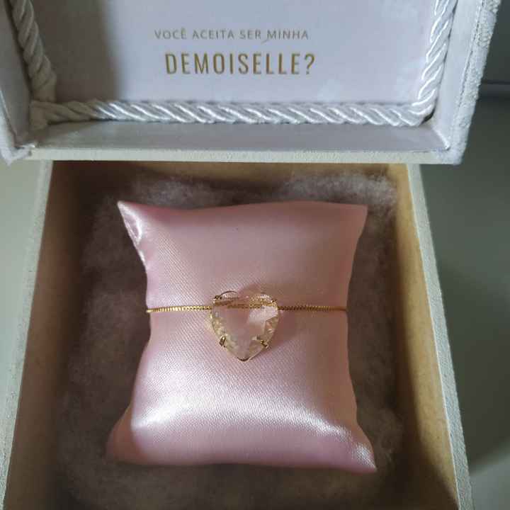 Convite Demousilles. Vocês também terão damas "grandes"? - 3