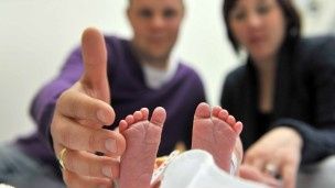 Casais sem filhos são mais felizes no casamento, diz pesquisa