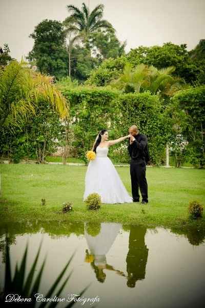 ENFIM CASADOS