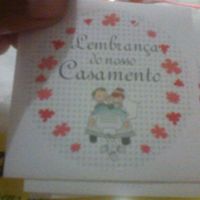 Embrulhando as lembrancinhas das madrinhas e dos padrinhos - 9