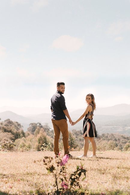 O casamento vai ser realizado aqui em cima, da colina. Nessa vista maravilhosa! 