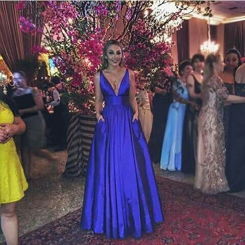 InspiraÇÃo: vestidos de madrinha tons de azul escuro - 12
