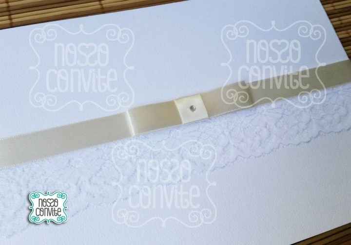 2.  . carteira com laço