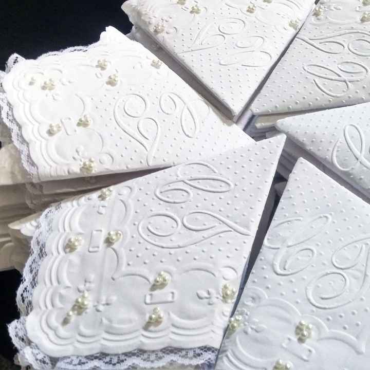 2. COM PEROLAS