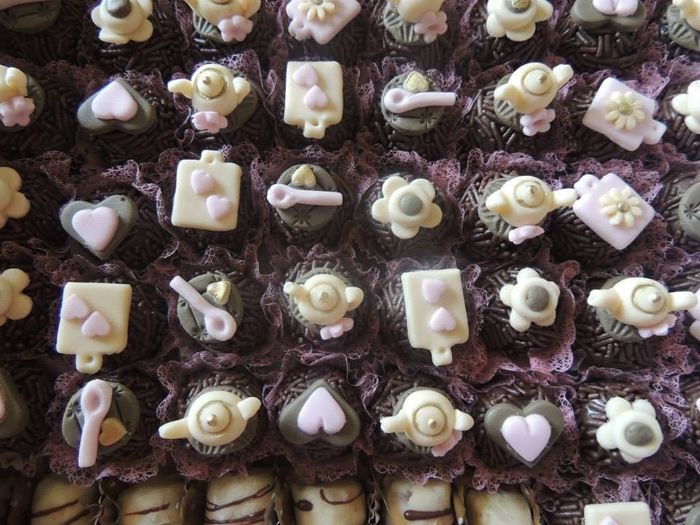 brigadeiro decorado 50,00 o cento