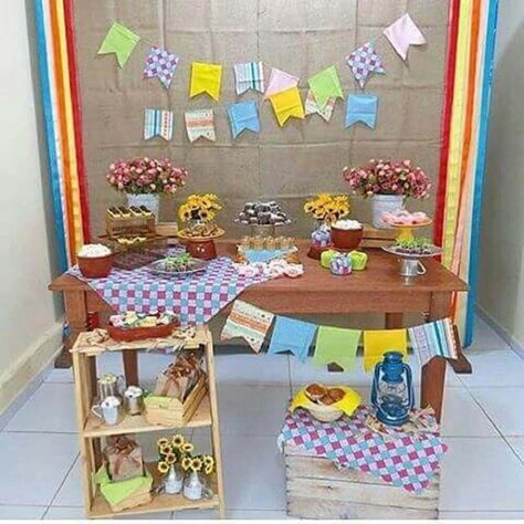 Decoração chá bar com tema festa junina 11