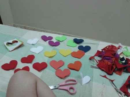 Diy - buque de corações coloridos (feltro) - 2