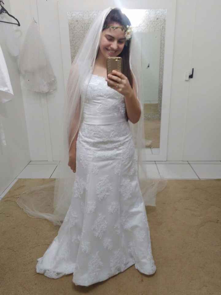 vestido com o véu