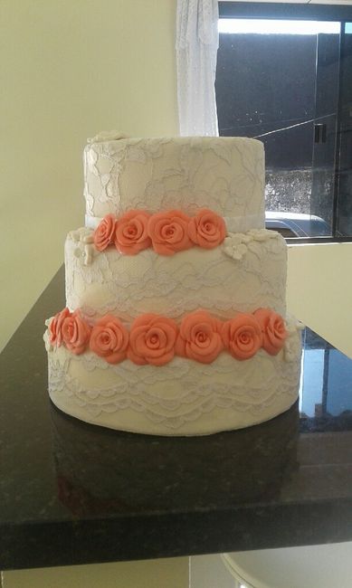 Vendendo o bolo do meu casamento. - 3