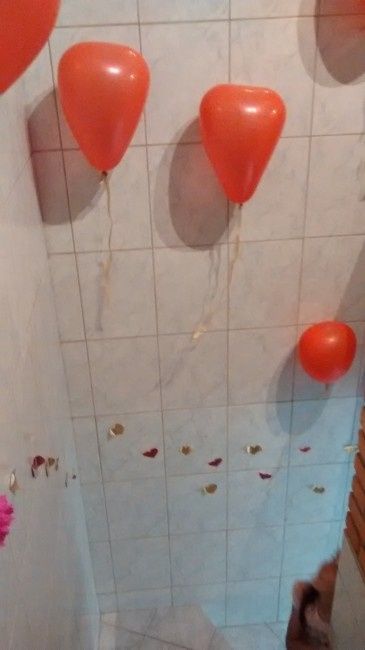 bexigas e corações com papel laminado