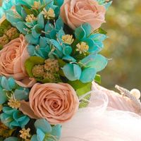 Buquê Azul Tiffany e Rosa