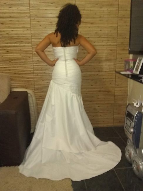 Casamentos reais 2019: o vestido (costas) - 1