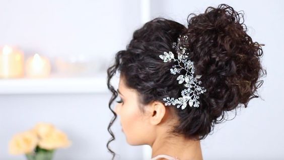 Penteado para cacheadas
