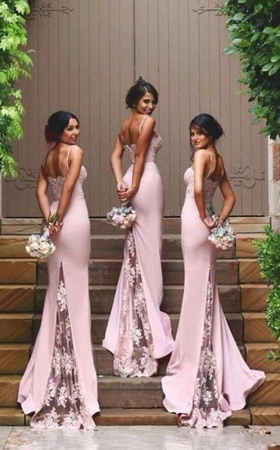 Vestido para madrinha com detalhes