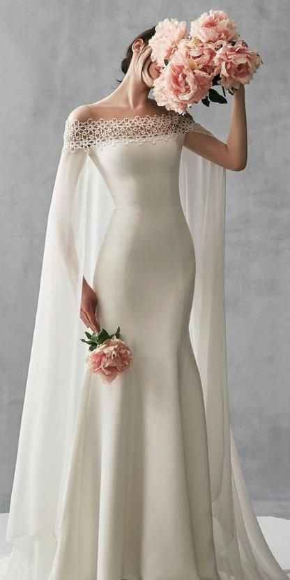 Vestido com Capa 