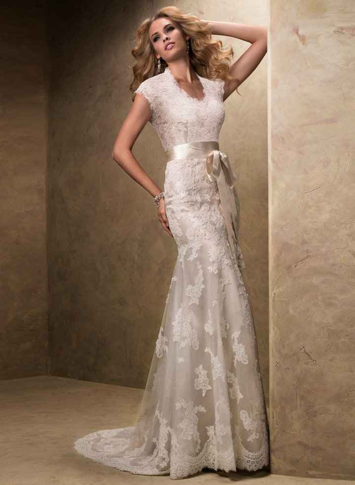 Que tal postar alguns vestidos de noiva?? - 2