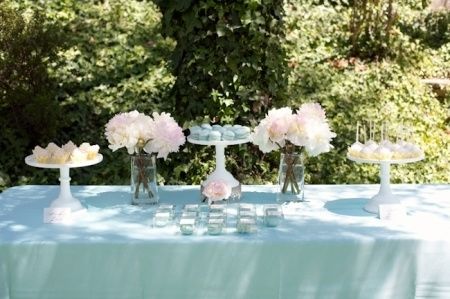 Casamento azul celeste e branco
