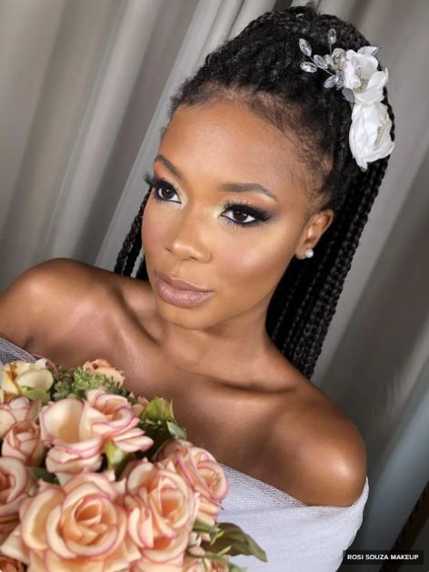 Vai casar no civil? 4 ideas de penteado para você! 3