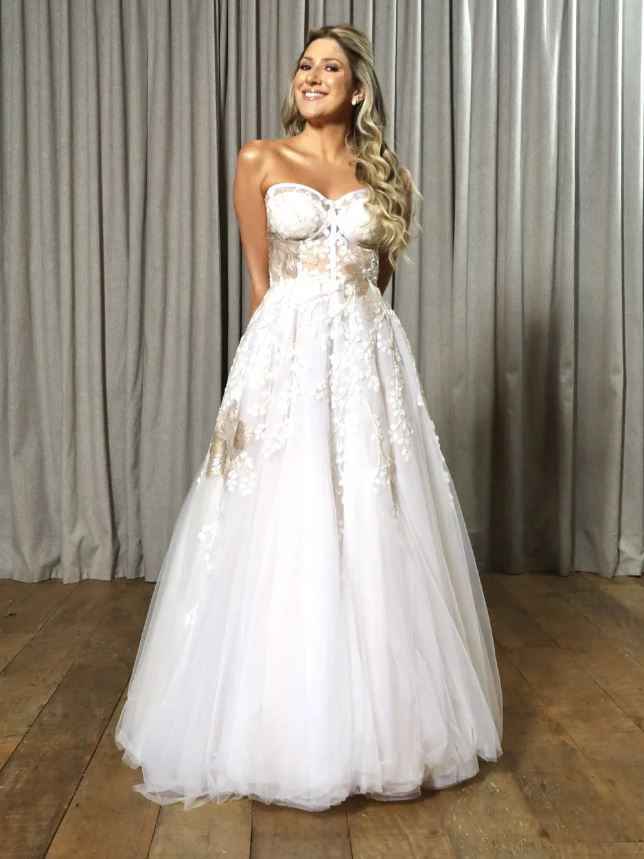 Teve casamento famoso ontem a noite! Venha ver o festão de Dani Calabresa com Richard Neuma - 2