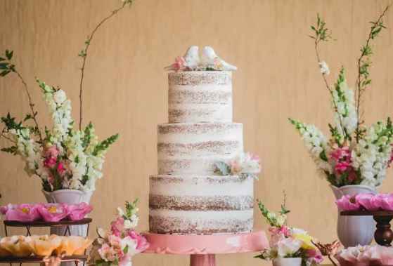 Hoje é dia de falar do BOLO DE CASAMENTO 🍰 - 4