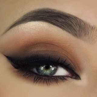 2) 4 olhos marcados, com qual você fica? 