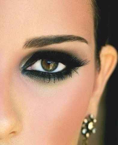 3) 4 olhos marcados, com qual você fica? 