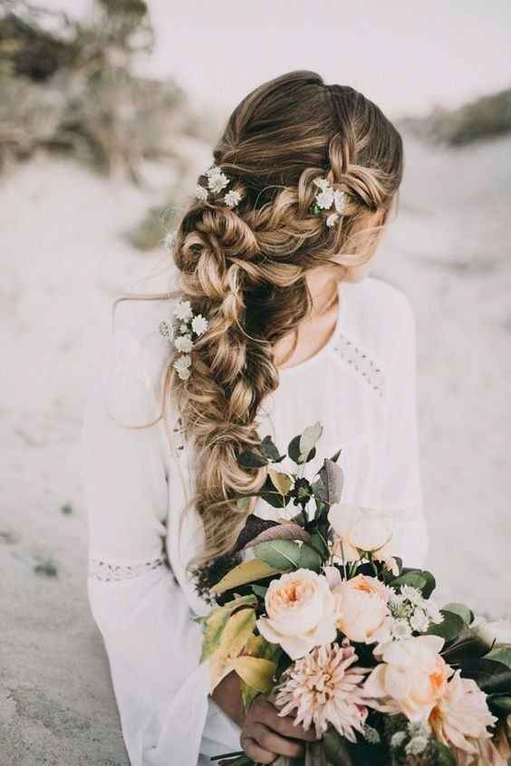 2) Usar trança no seu casamento. Sim ou não?