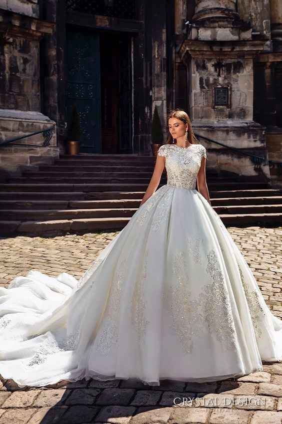 8 vestidos de princesa que vão fazer você se apaixonar! 