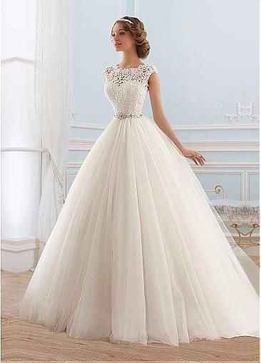 8 vestidos de princesa que vão fazer você se apaixonar! 