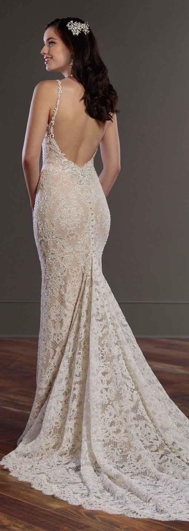 2) 4 costas de vestidos para mostrar o seu lado mais sexy. Qual você escolhe?