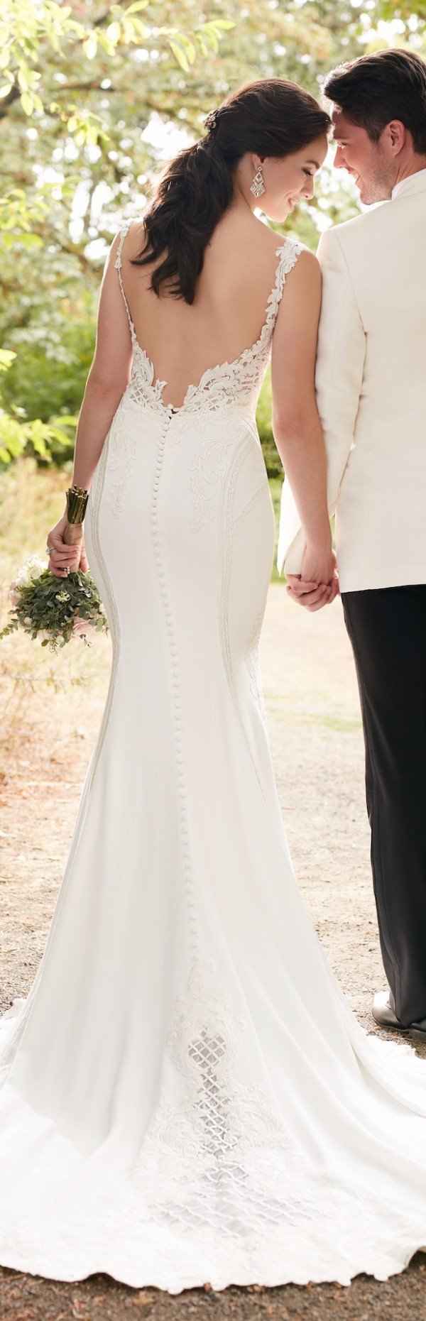 3) 4 costas de vestidos para mostrar o seu lado mais sexy. Qual você escolhe?