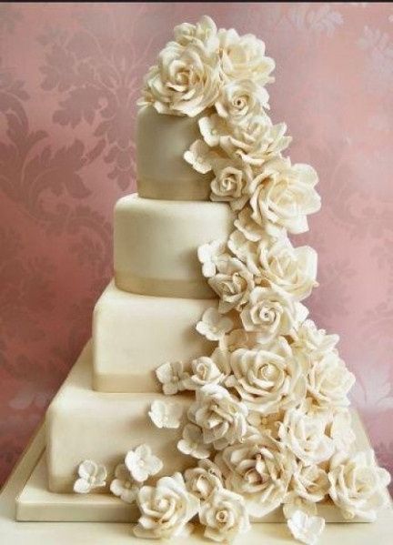 Bolo de casamento com flores: Sim ou não?