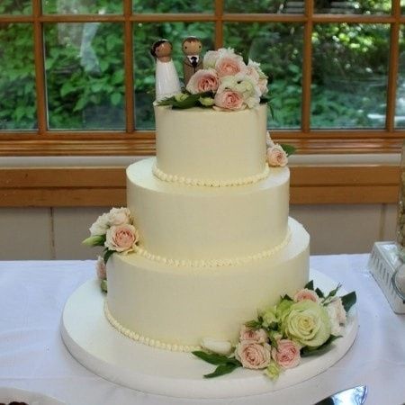 Bolo de casamento com flores: Sim ou não?