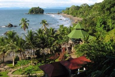 6) Nuquí