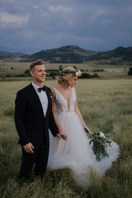 2) Qual foto de casal é a mais maravilhosa? 