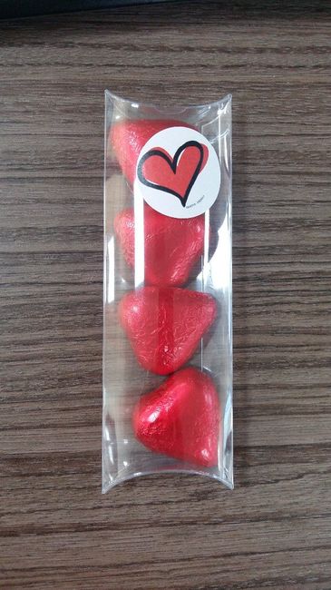Ganhamos chocolatinho de coração :) 