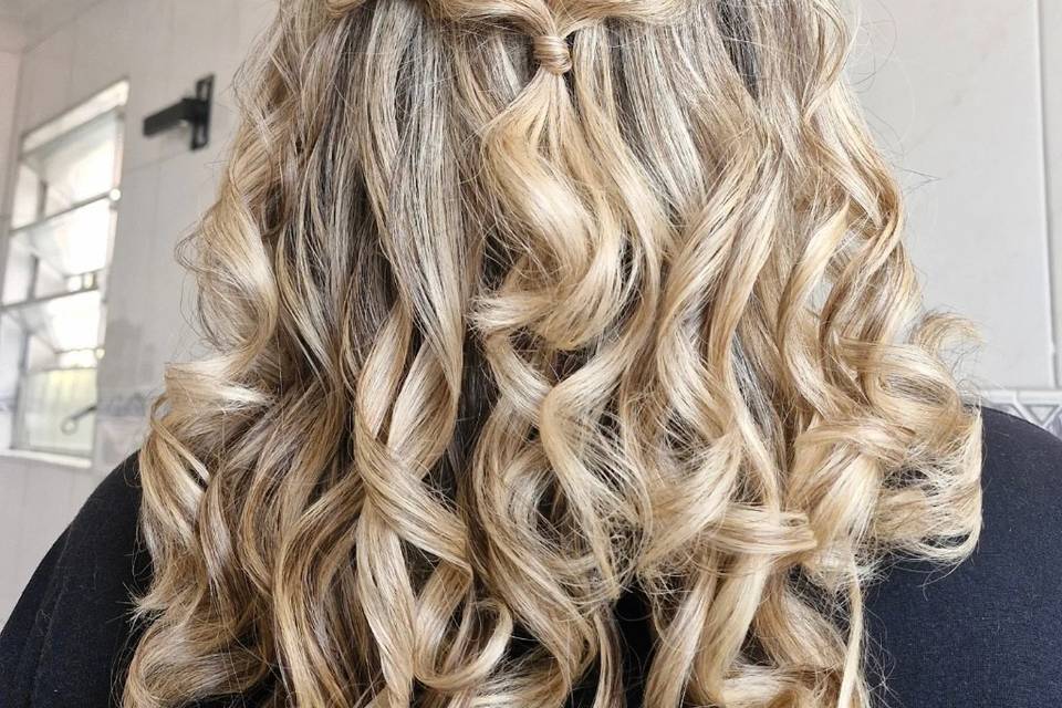 Penteado semi preso