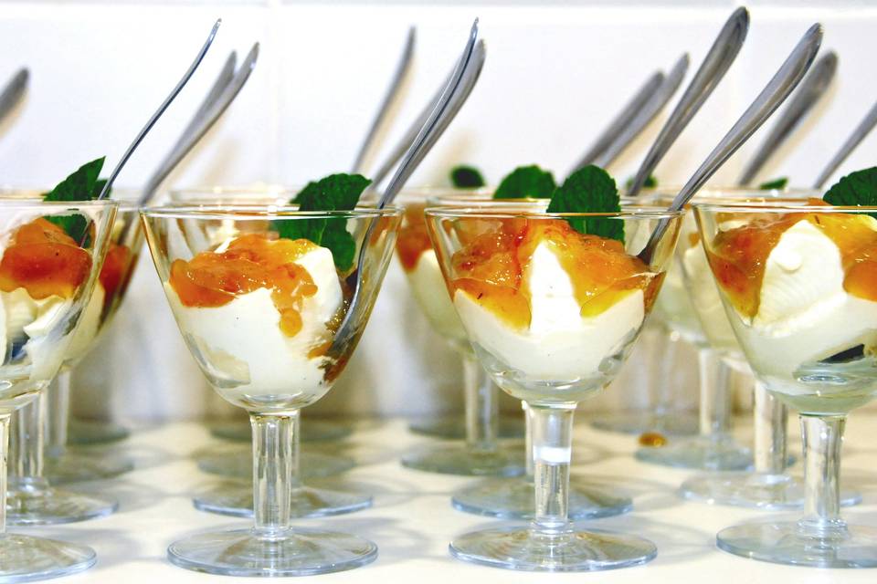 Panacotta com frutas citricas