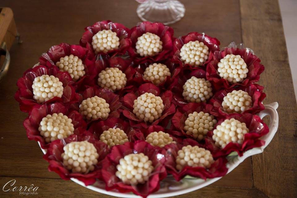 Brigadeiro branco crocante