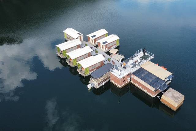 Float Inn Vila Kabokla