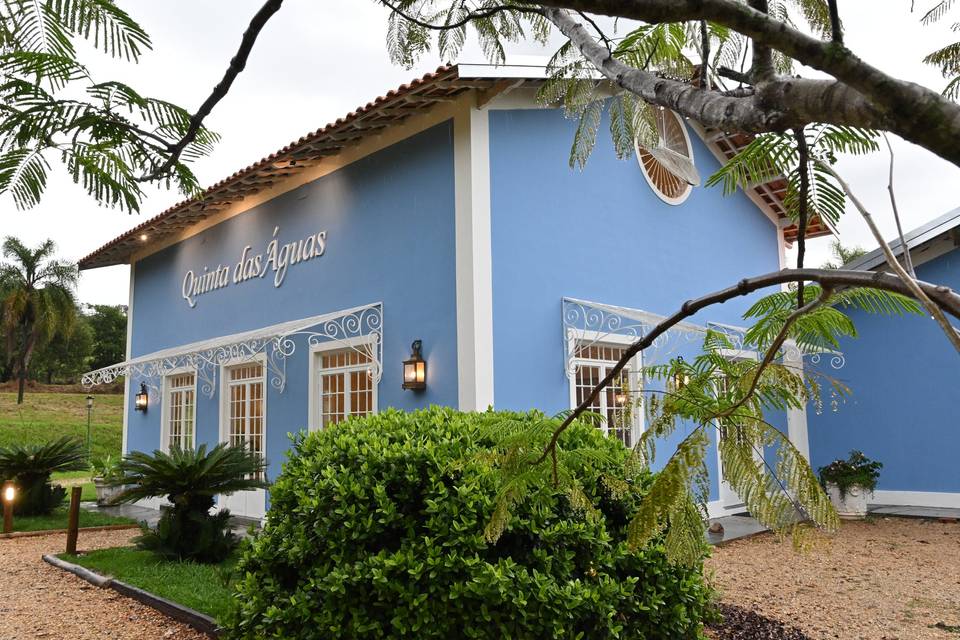 Frente hotel