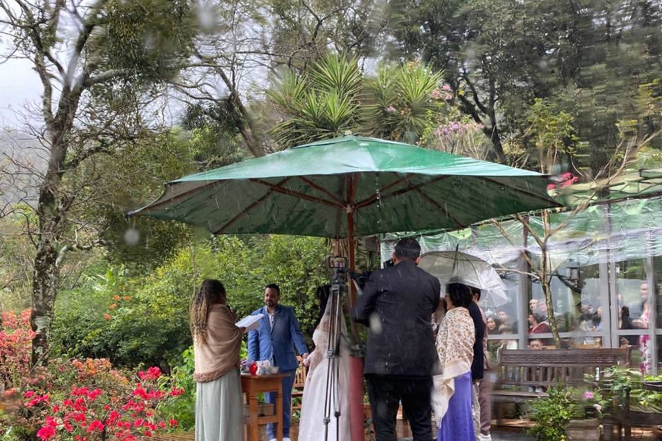 Casamento intimista na chuca